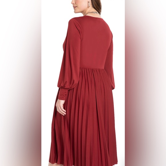 ELOQUII RED PLEATED DRESS - Picture 3 of 6